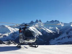 Les aiguilles d'Arves en fond.